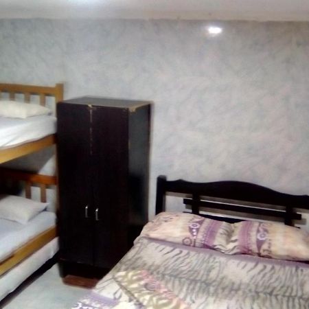 Hostal Fareb Cartagena Luaran gambar