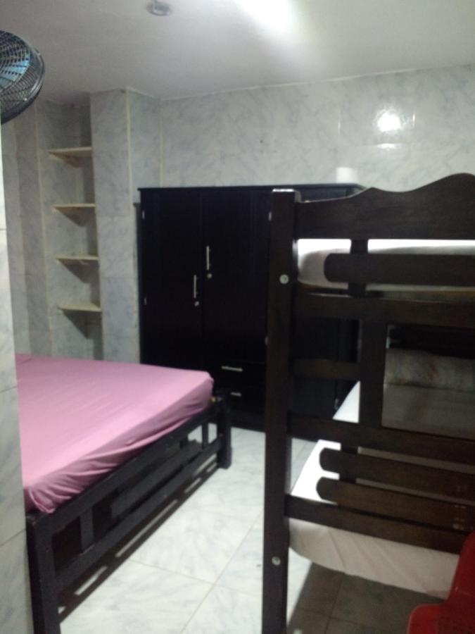 Hostal Fareb Cartagena Luaran gambar