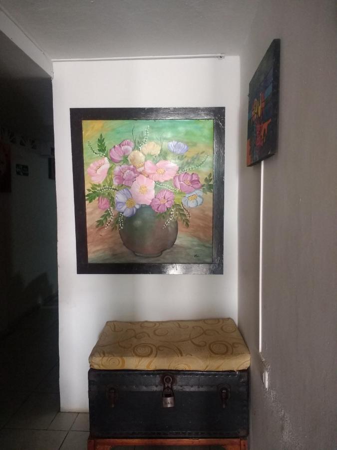 Hostal Fareb Cartagena Luaran gambar